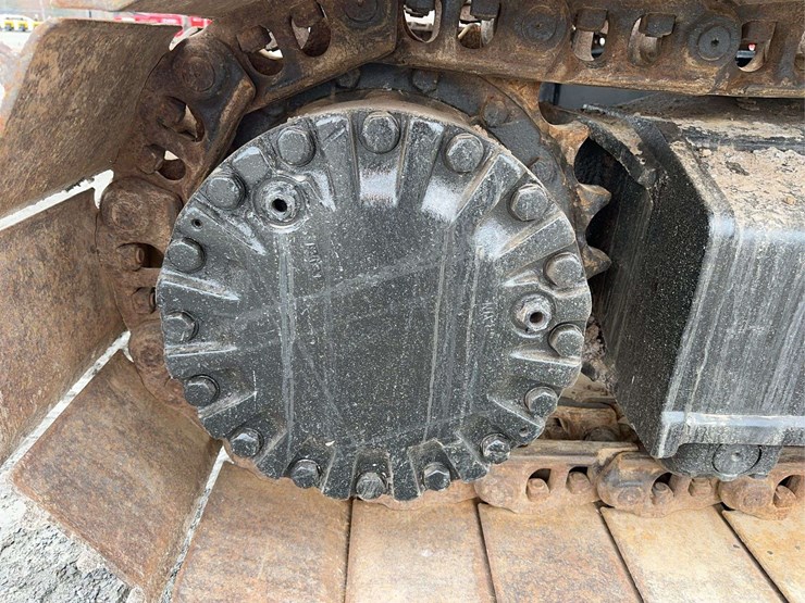 caterpillar-320l-image-16