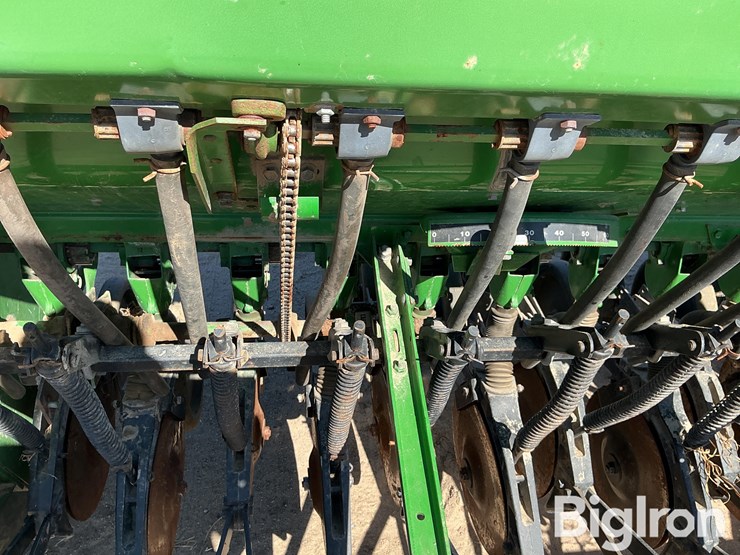 john-deere-8300-image-14