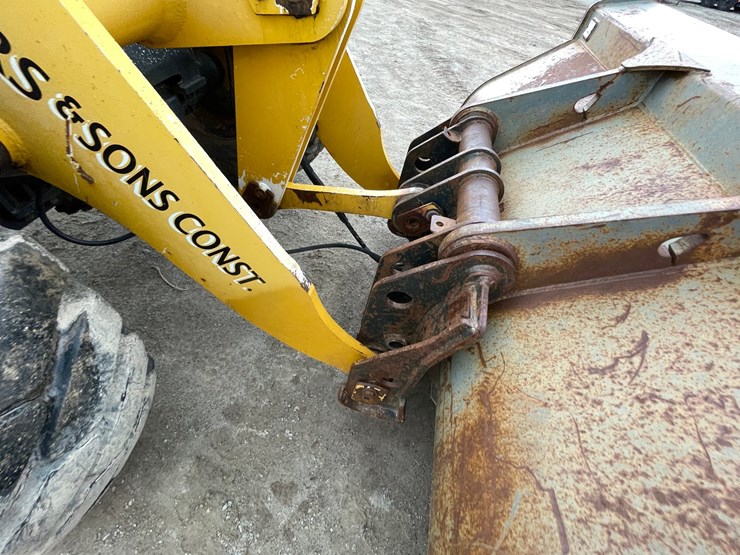 2007-komatsu-wa250-5-image-13