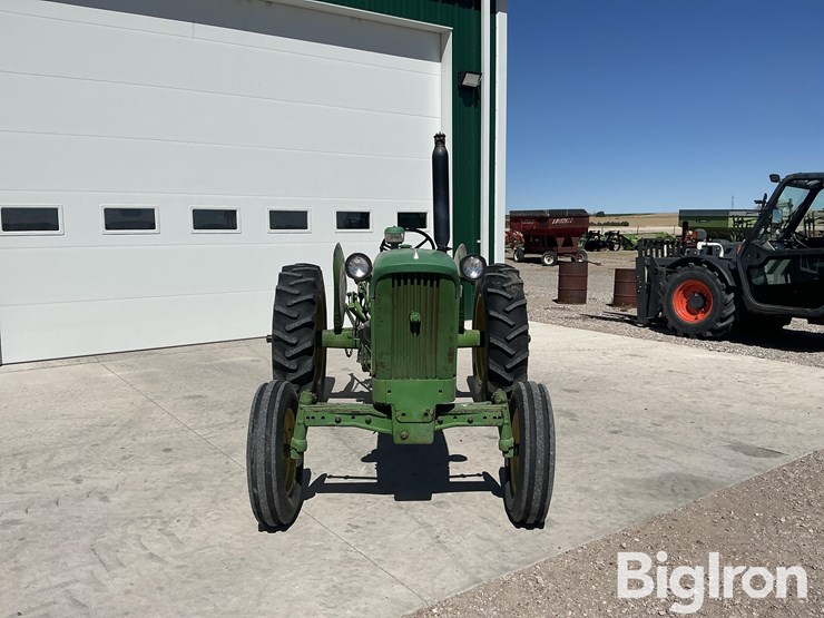 1963-john-deere-1010-image-2