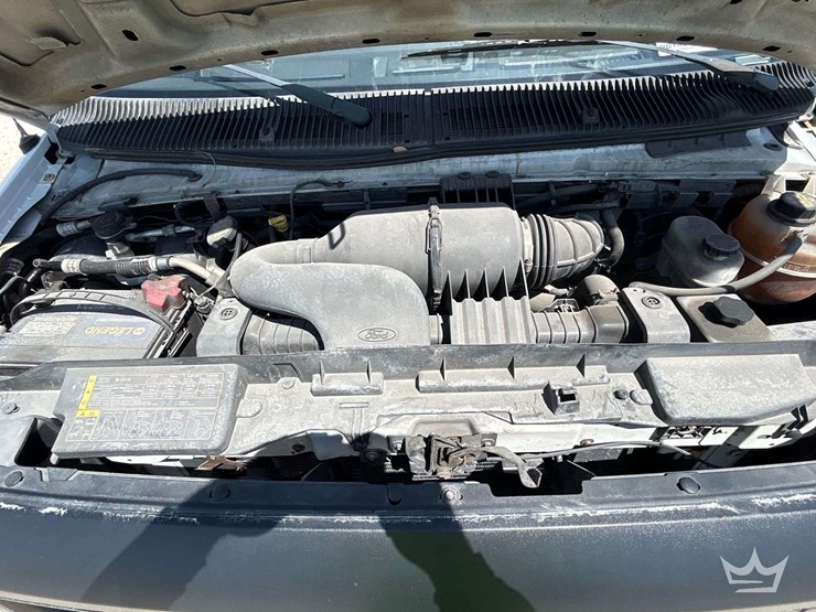2009-ford-cargo-image-7