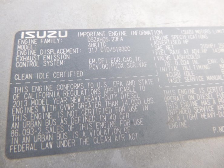 2014-isuzu-nqr-image-22