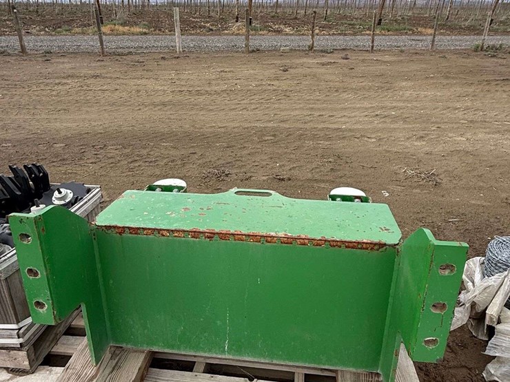 john-deere-8000-image-2