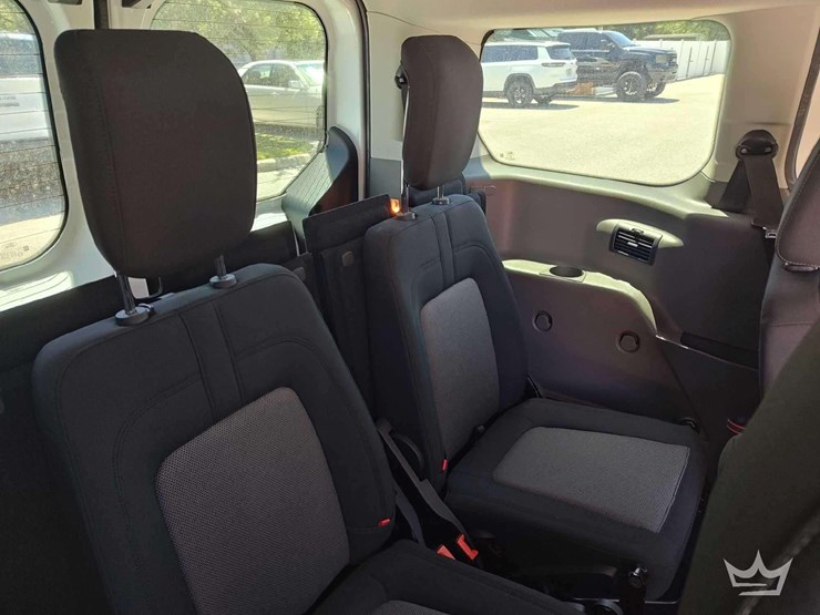 2019-ford-transit-connect-image-41