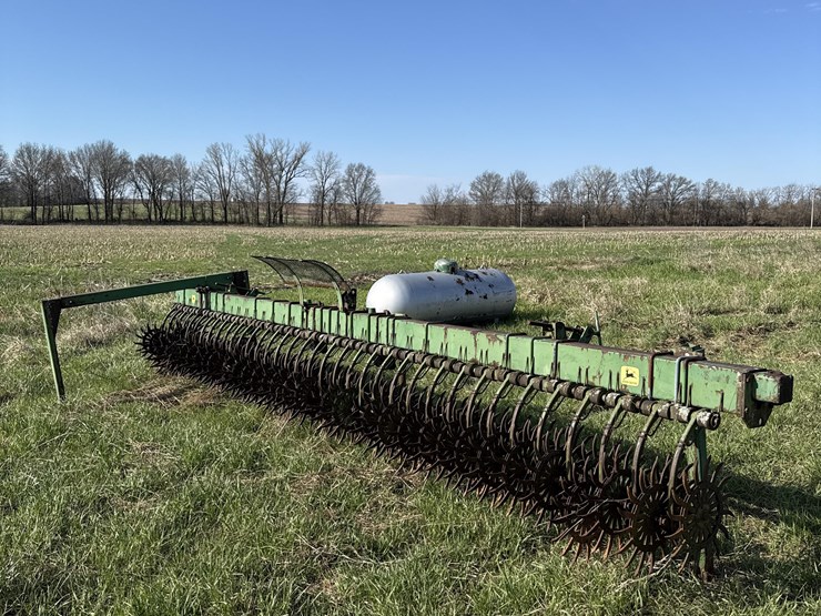 john-deere-400-image-3