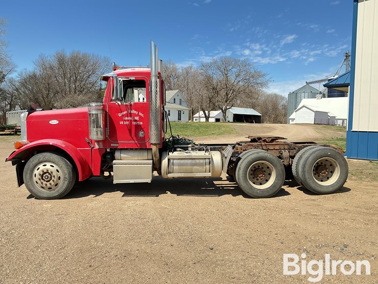 1996-peterbilt-379-image-8