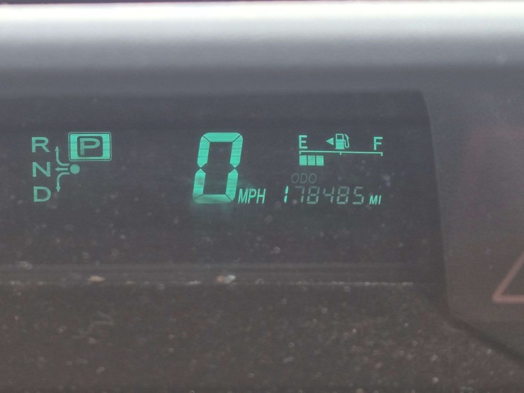 2008-toyota-prius-hatchback-image-17
