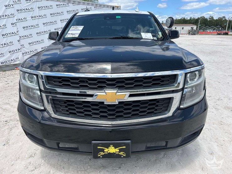 2019-chevrolet-tahoe-image-26