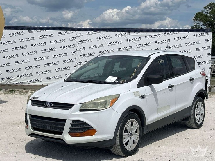 2015-ford-escape-image-1