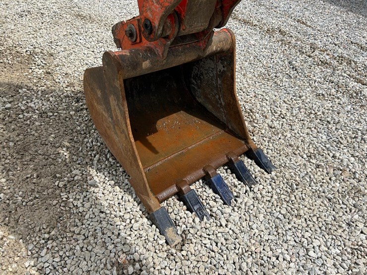 2019-kubota-kx040-4-image-8
