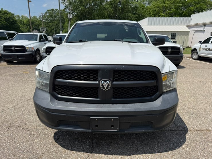 2018-dodge-1500-image-18
