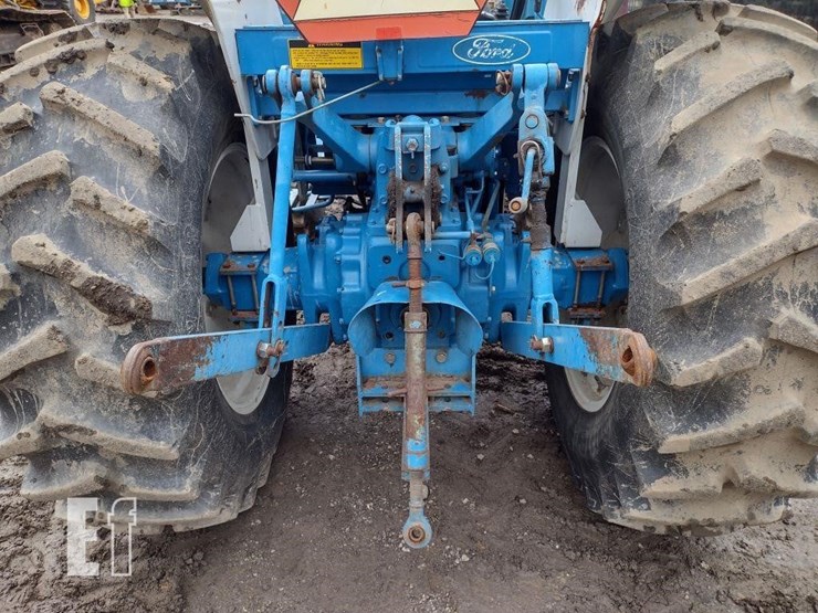 ford-2120-image-24
