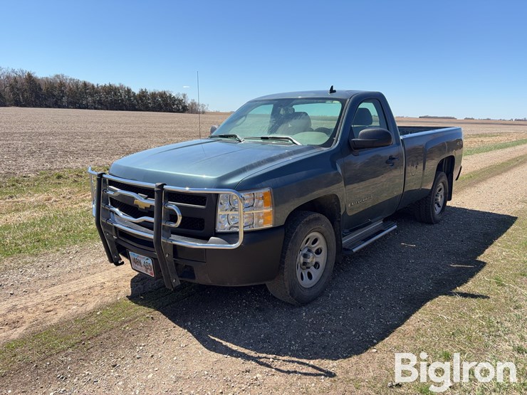 2009-chevrolet-silverado-1500-image-1