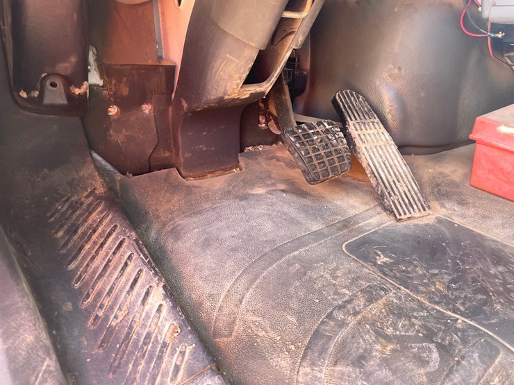 #4015-•-2004-freightliner-dump-truck-(has-wi-title)-image-103