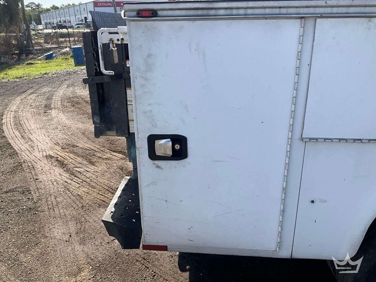 2019-ford-f450-image-39