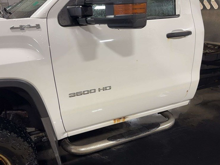 2018-gmc-sierra-3500hd-image-23