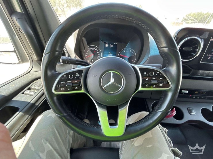 2021-mercedes-benz-sprinter-4500-image-13