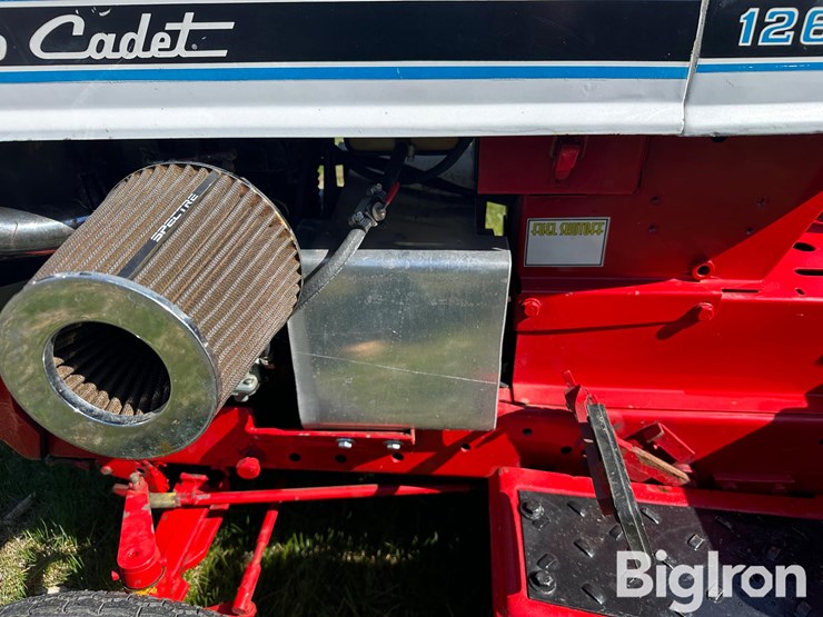 cub-cadet-126-image-9