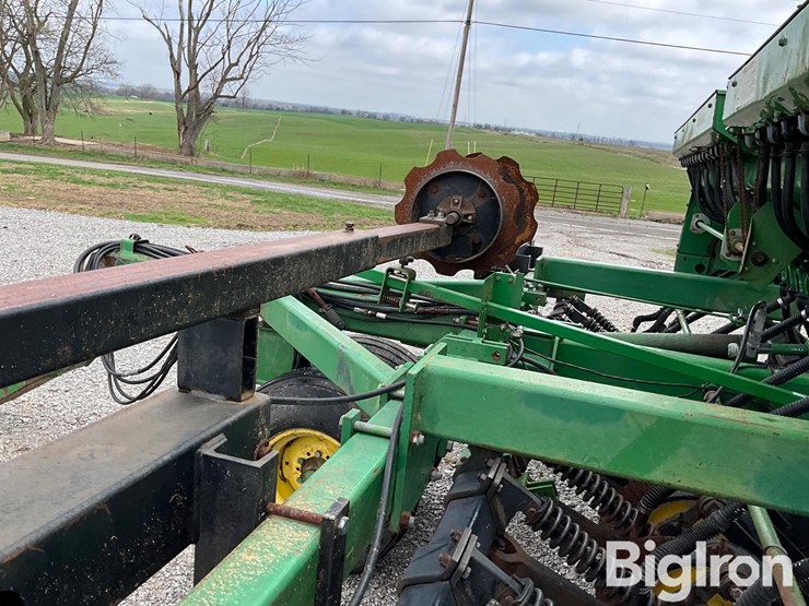 john-deere-750-image-19