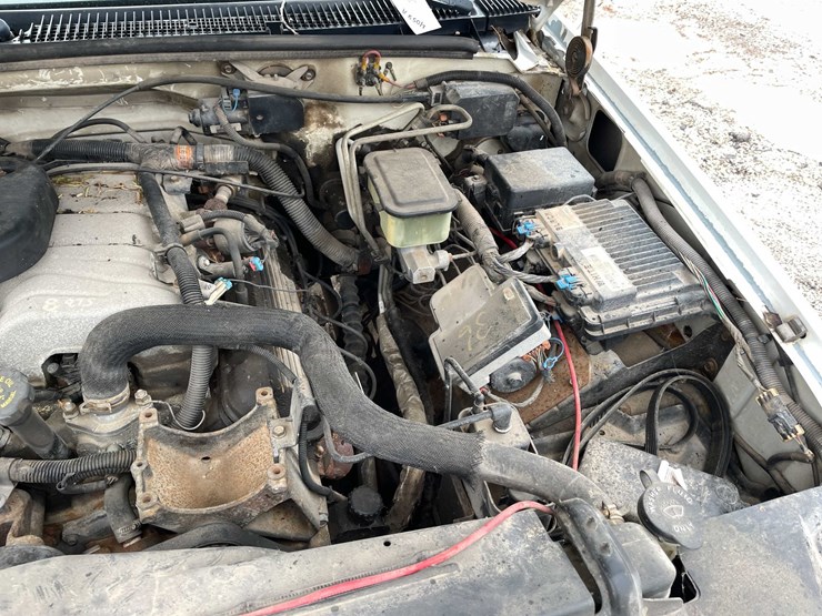 1998-chevrolet-3500-image-39