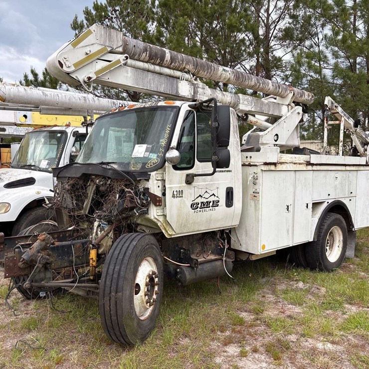 2006 INTERNATIONAL DURASTAR 4300