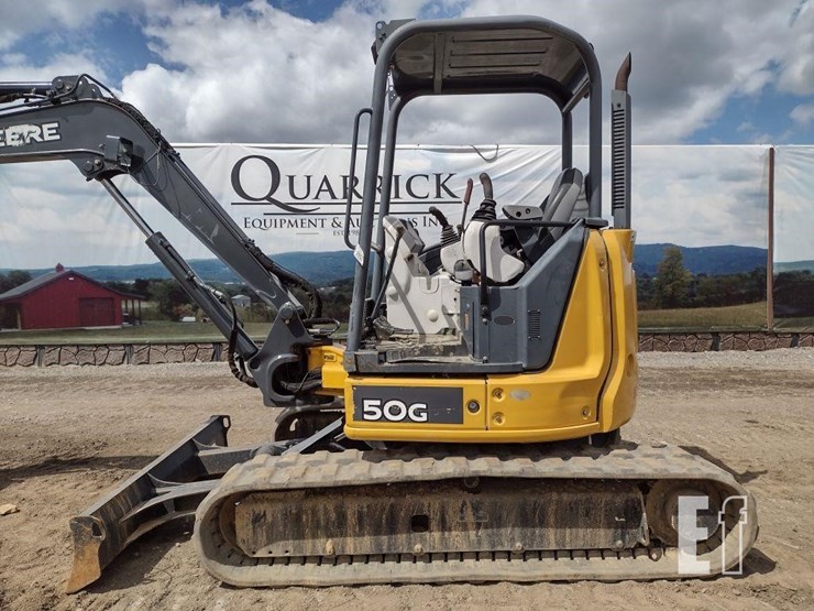 2015-deere-50g-image-12