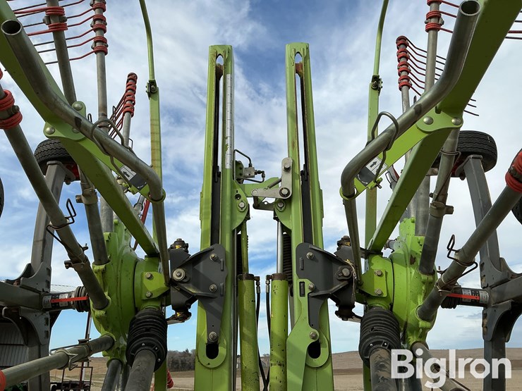 2012-claas-liner-2800-image-16
