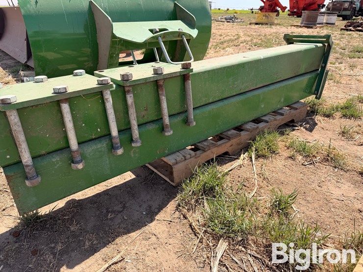 john-deere-8000-image-10