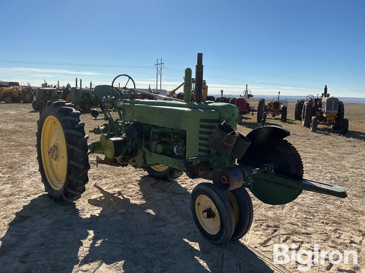 john-deere-b-image-3