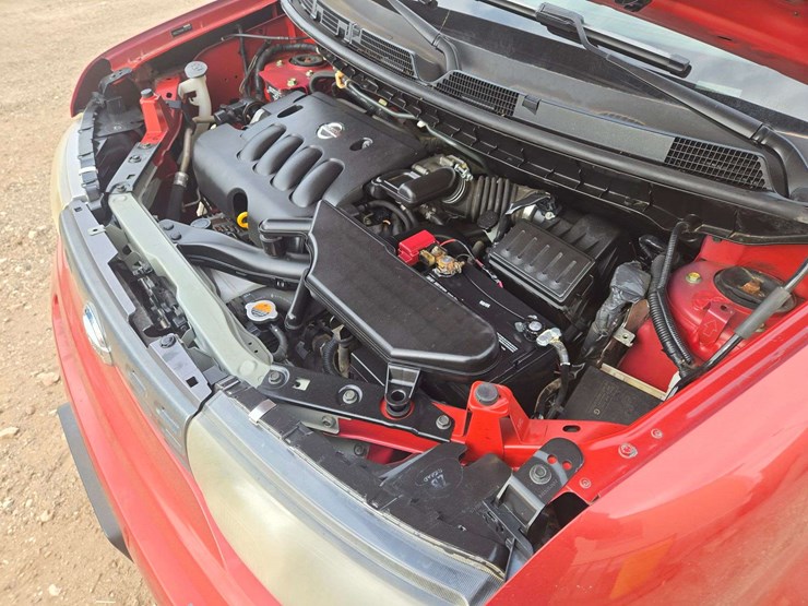 2010-nissan-cube-image-19