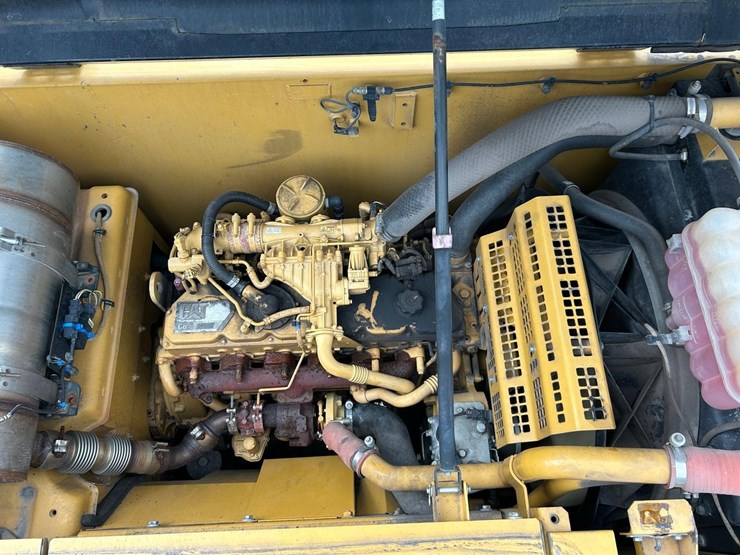 caterpillar-320el-image-14