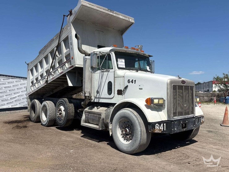 2005-peterbilt-357-image-2