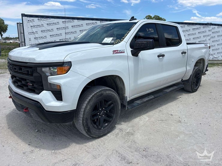 2022-chevrolet-silverado-1500-image-5