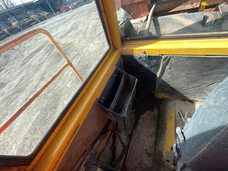 volvo-a25b-image-75