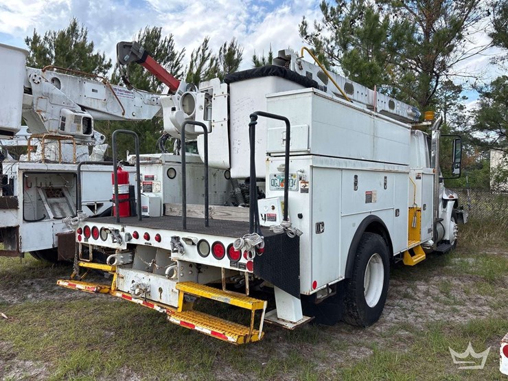 2010-international-durastar-4300-image-3