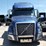 2022-volvo-vnl860-image-3