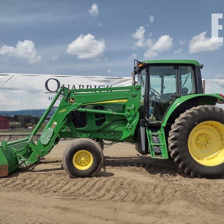 2009 JOHN DEERE 7330