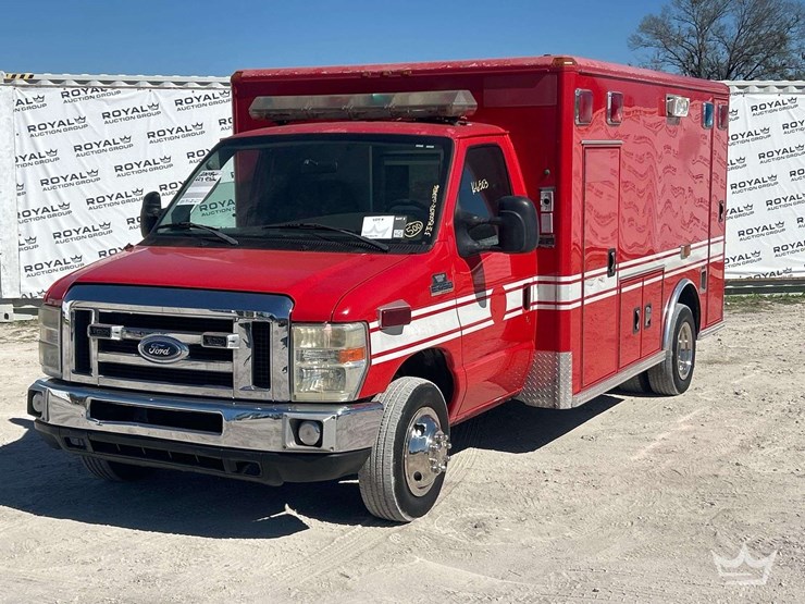 2008-ford-e450-image-1