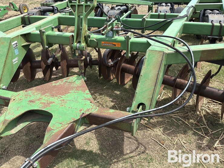john-deere-510-image-9