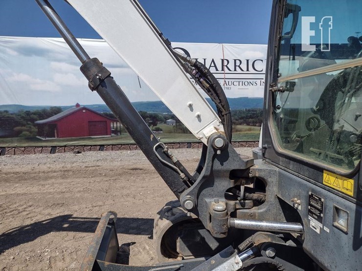 bobcat-e60r2-image-21