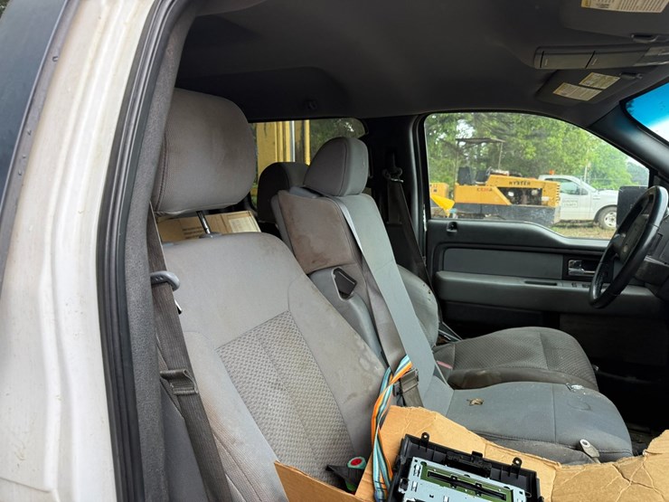 2012-ford-f150-image-26