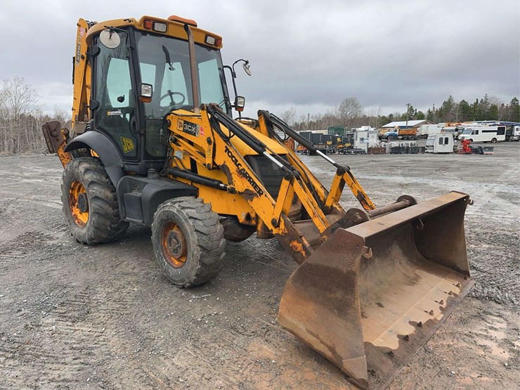 2010-jcb-3cx-image-3