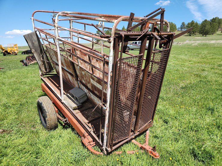paul-308-4000-portable-manual-livestock-scale-image-1