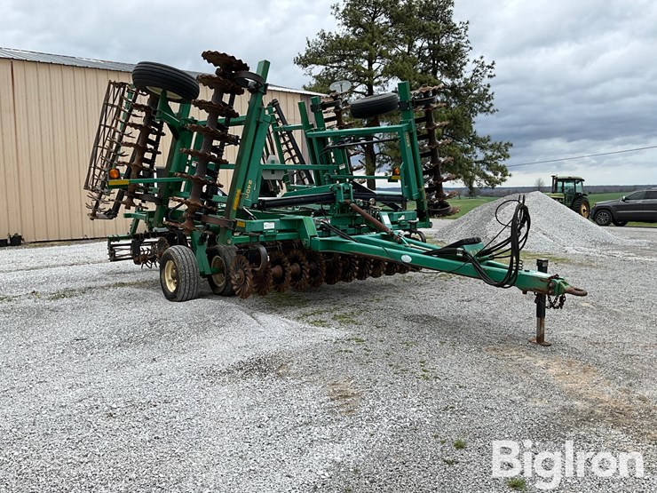 great-plains-2400tt-image-3