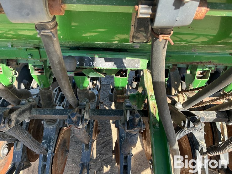 john-deere-8300-image-13