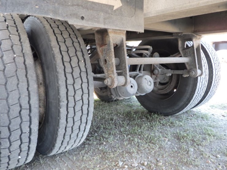 2007-axle-end-dump-image-6