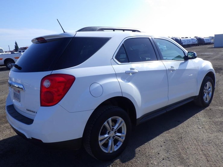 2013-chevrolet-equinox-image-3