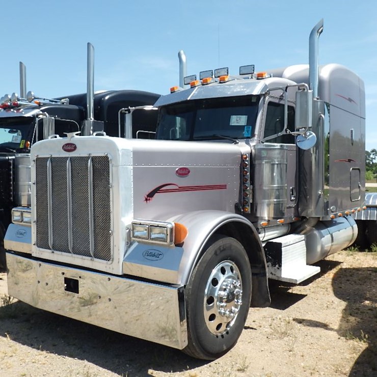 2007 PETERBILT 379