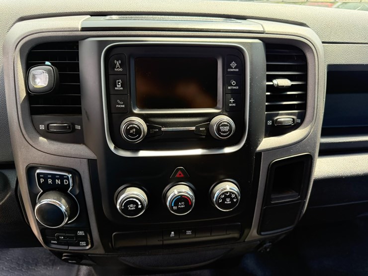 2018-dodge-1500-image-41