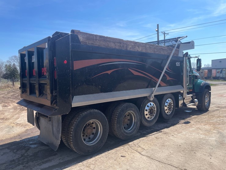#4014-•-2013-quad-axle-mack-dump-truck-(has-wi-title)-image-5